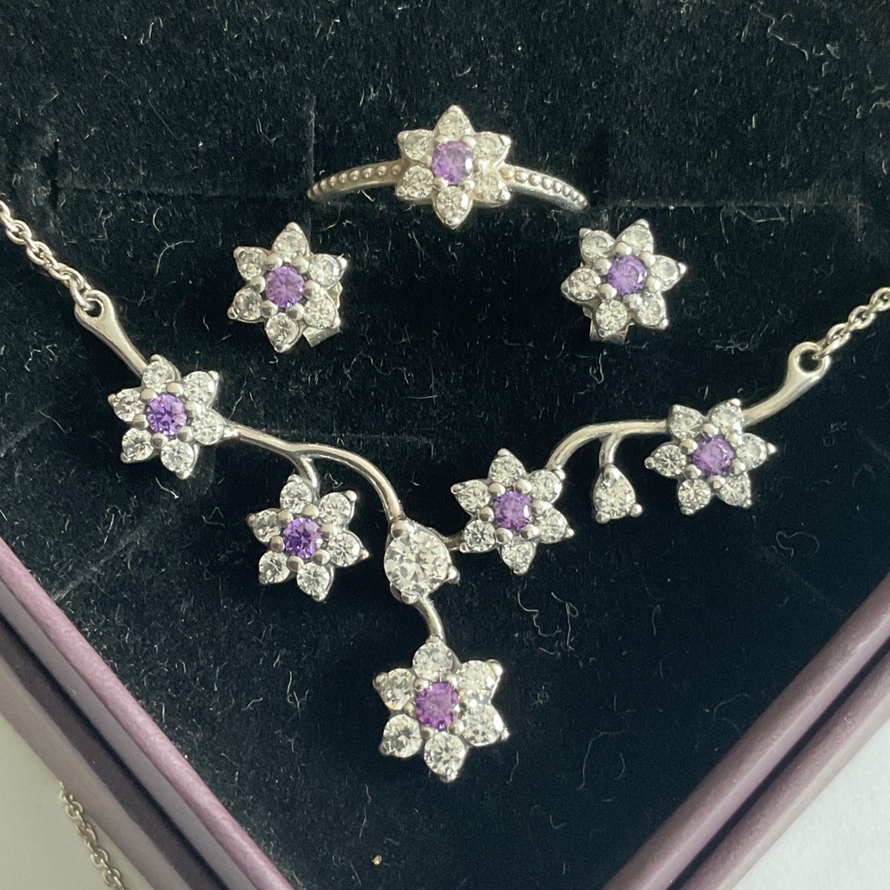 Pandora Silver Necklace with Purple Floral Accents - Picture 3 of 6